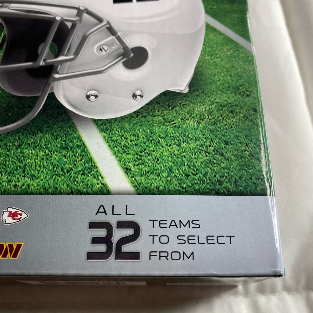 NFL Checkers - Picture 3 of 5